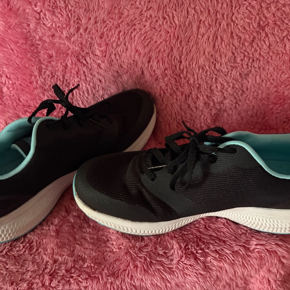 Skechers Women's Black and Blue Athletic Shoes
